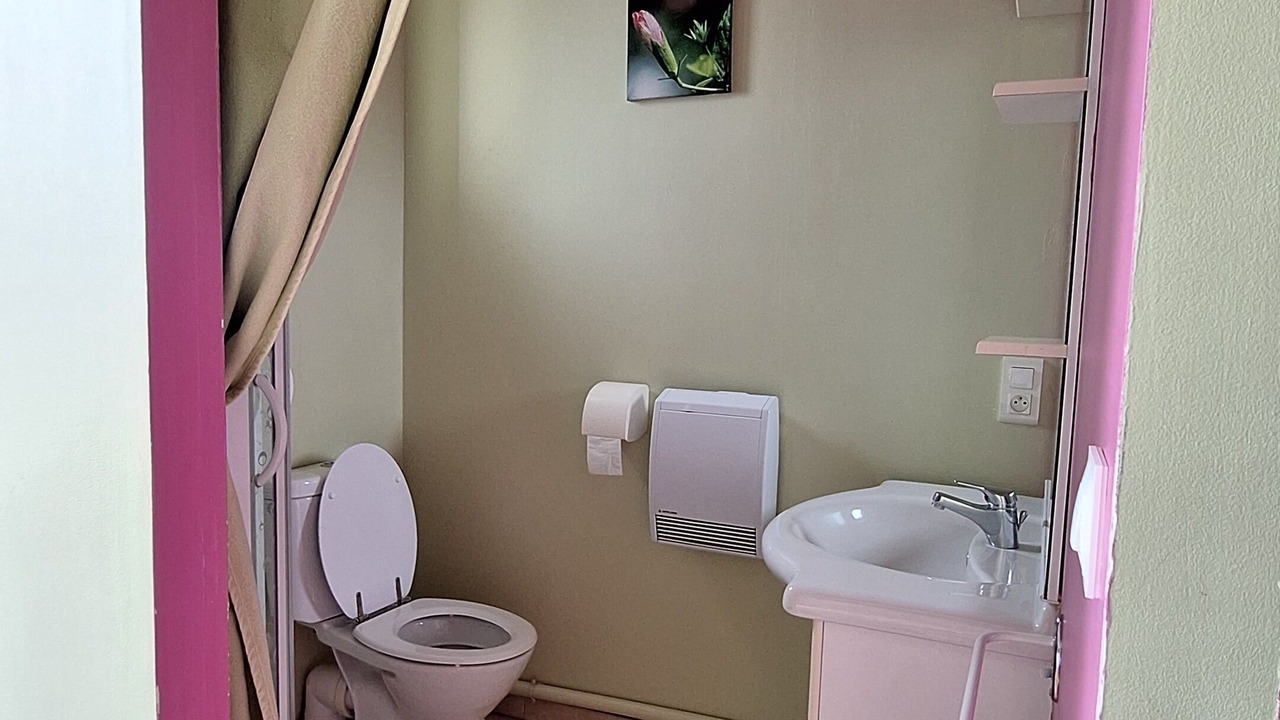 Photo of Bathroom in Saint-Gauderic