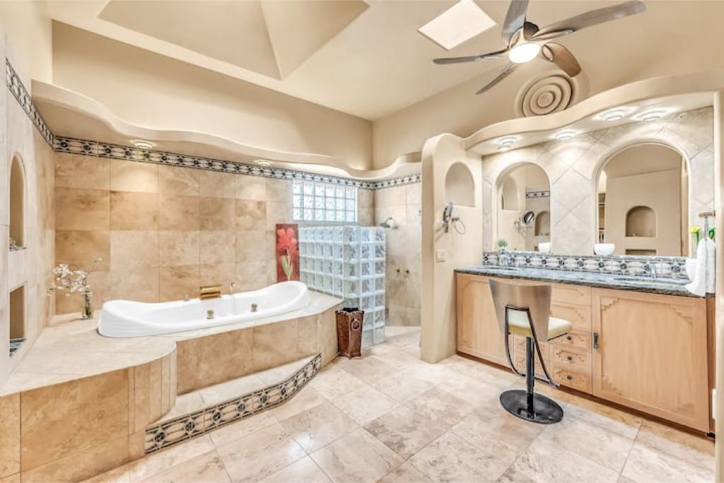 Photo of Bathroom in Houghton