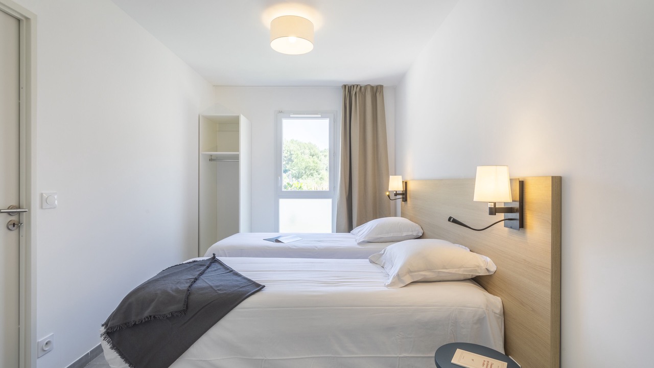 Photo of Bedroom in Roquefort-la-Bedoule