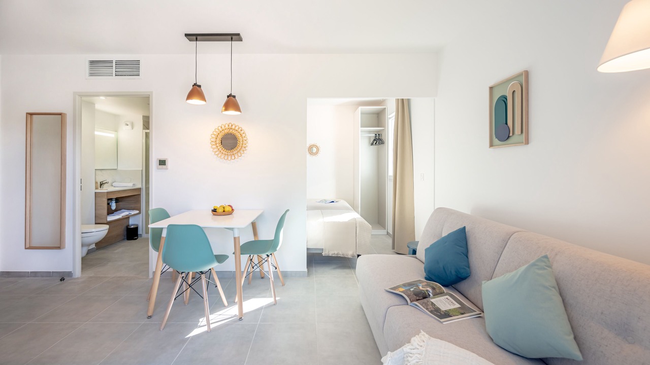 Photo of Bedroom in Roquefort-la-Bedoule