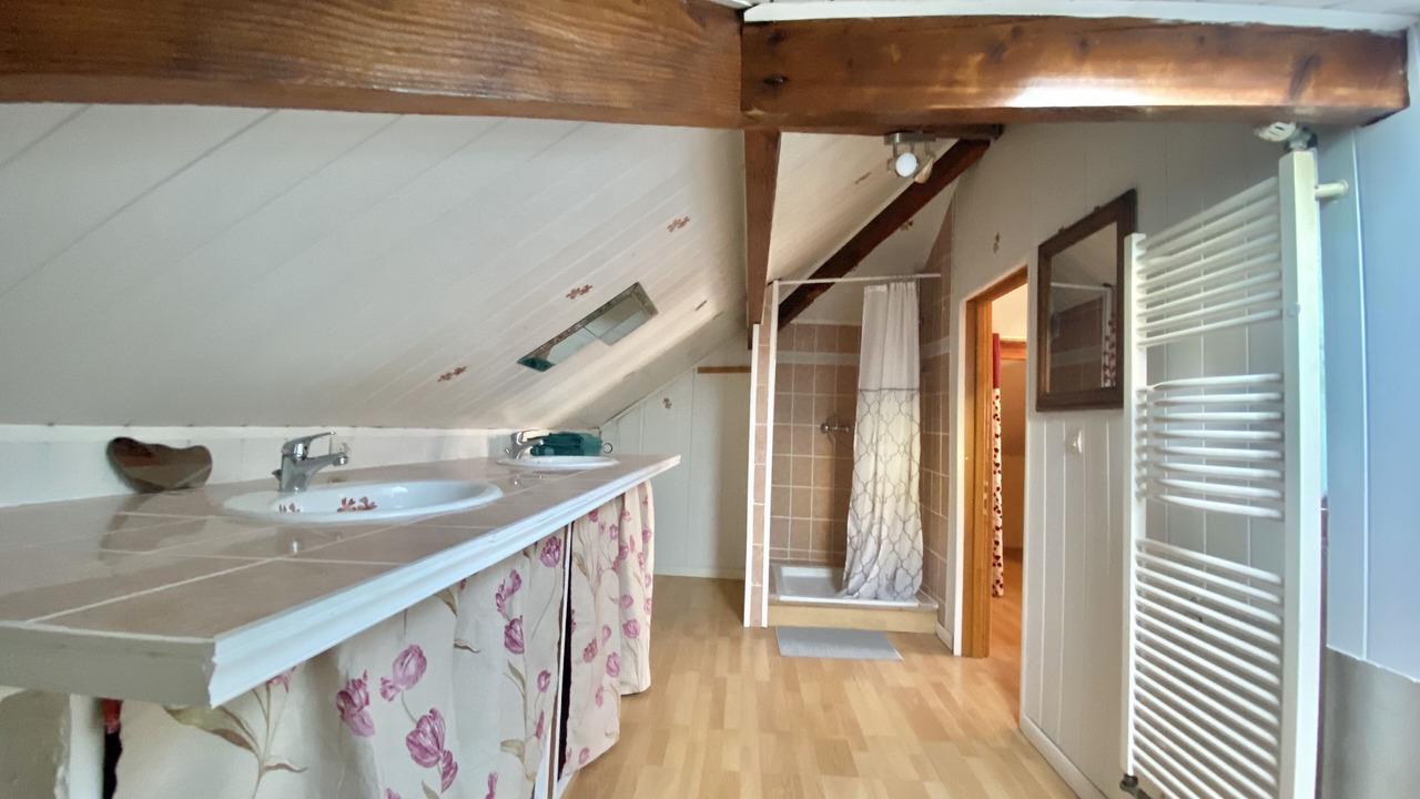 Photo of Bathroom in Bretigny-sur-Orge