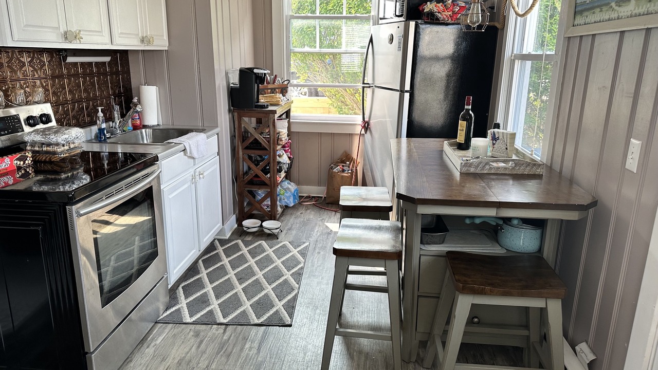 Photo of Kitchen in Point Judith