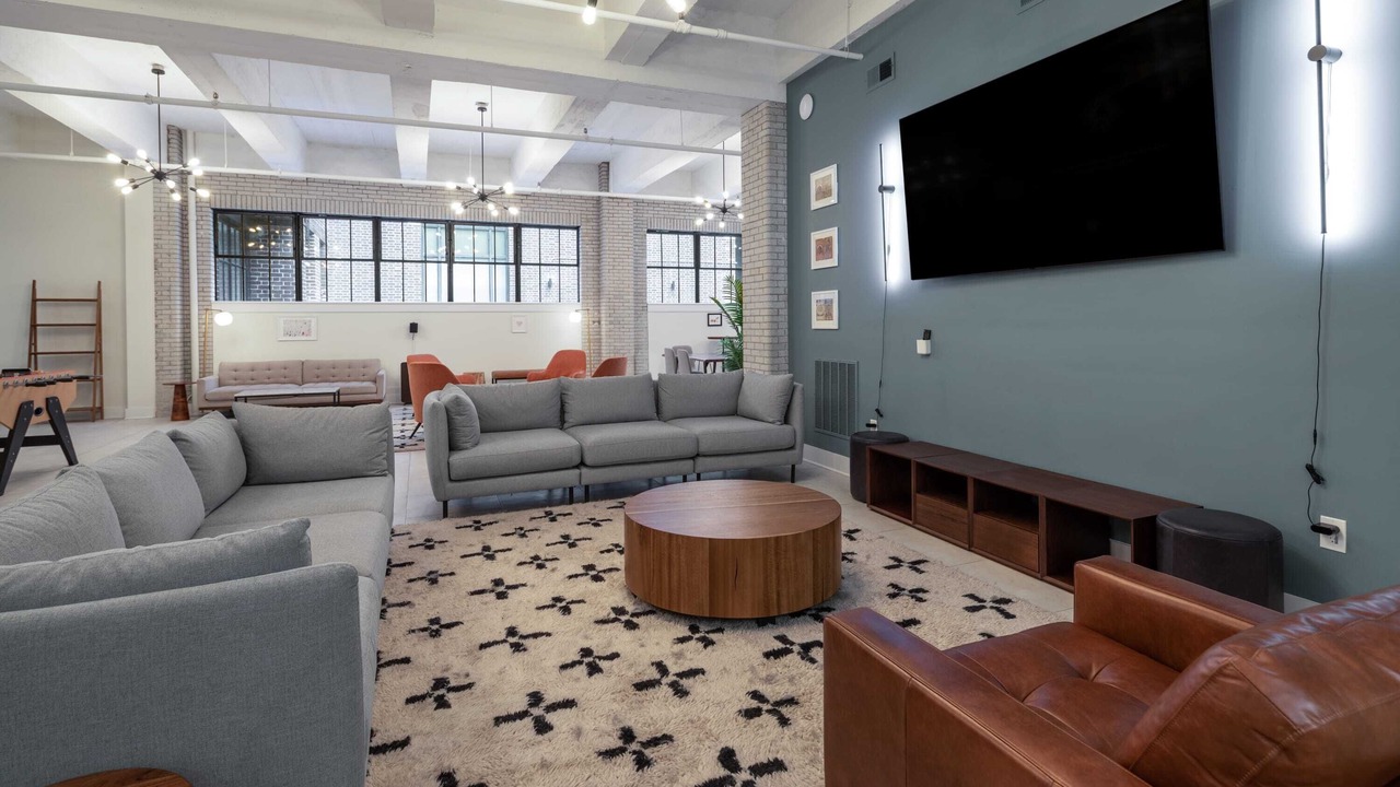 Photo of Livingroom in Center City East