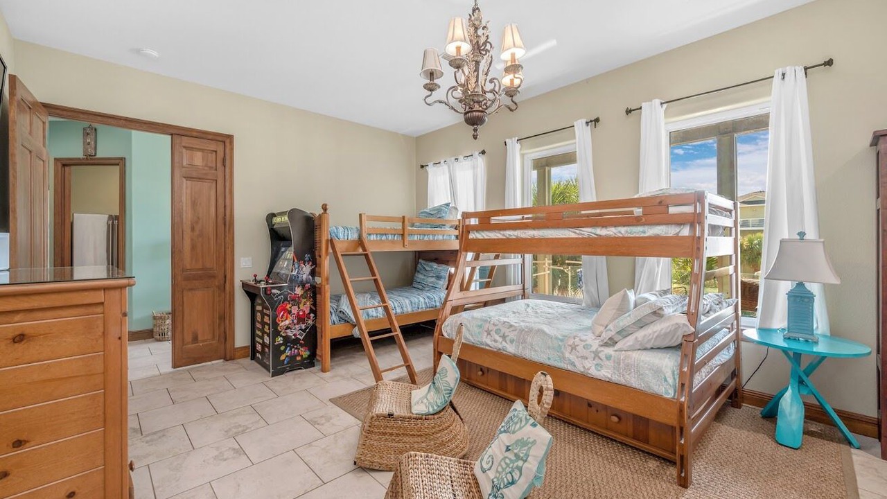 Photo of Others in Pensacola Beach