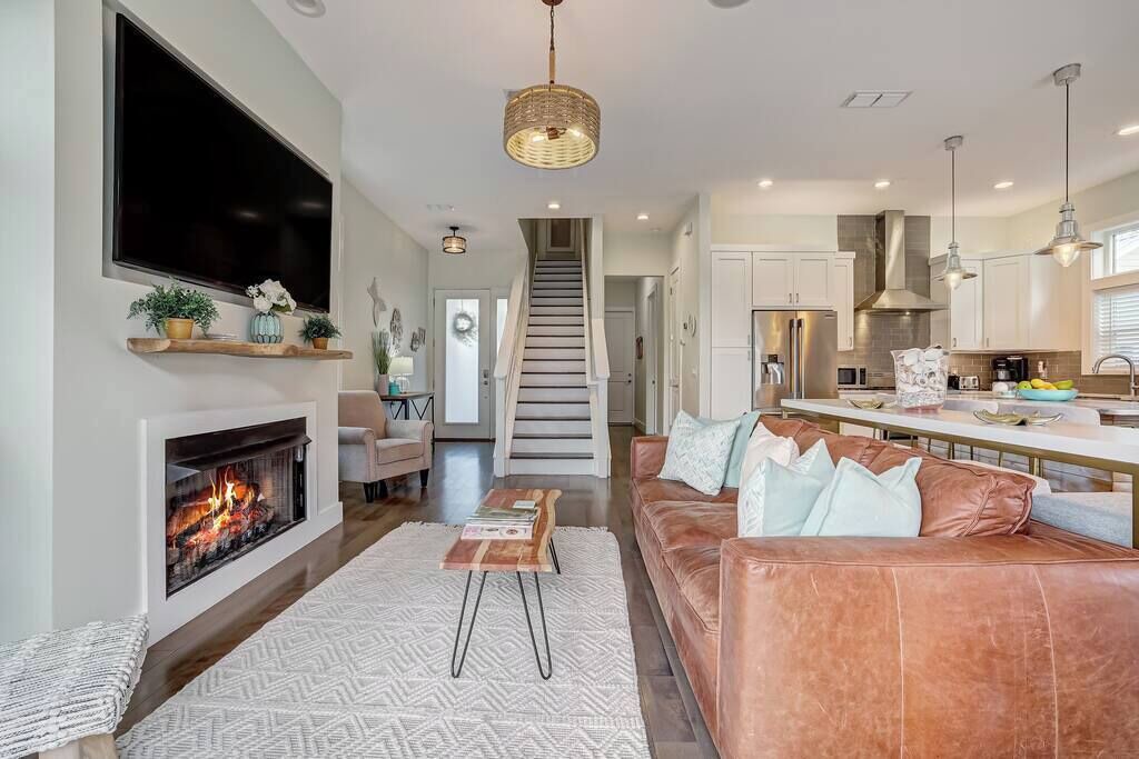 Photo of Livingroom in Butler Beach