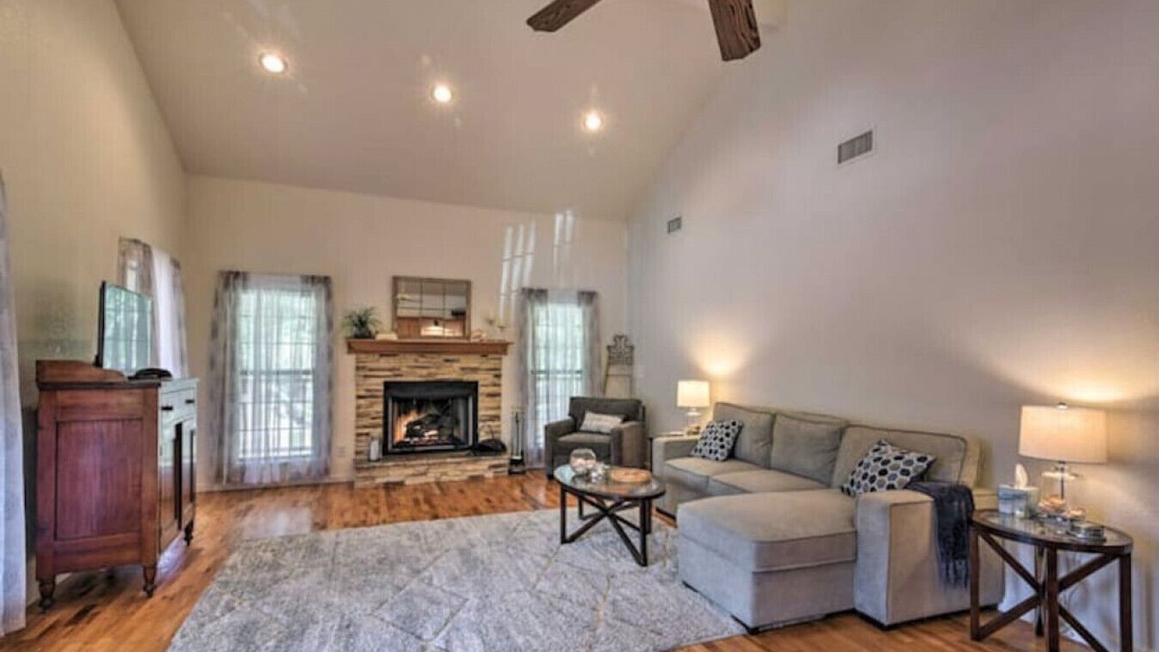 Photo of Livingroom in El Lago