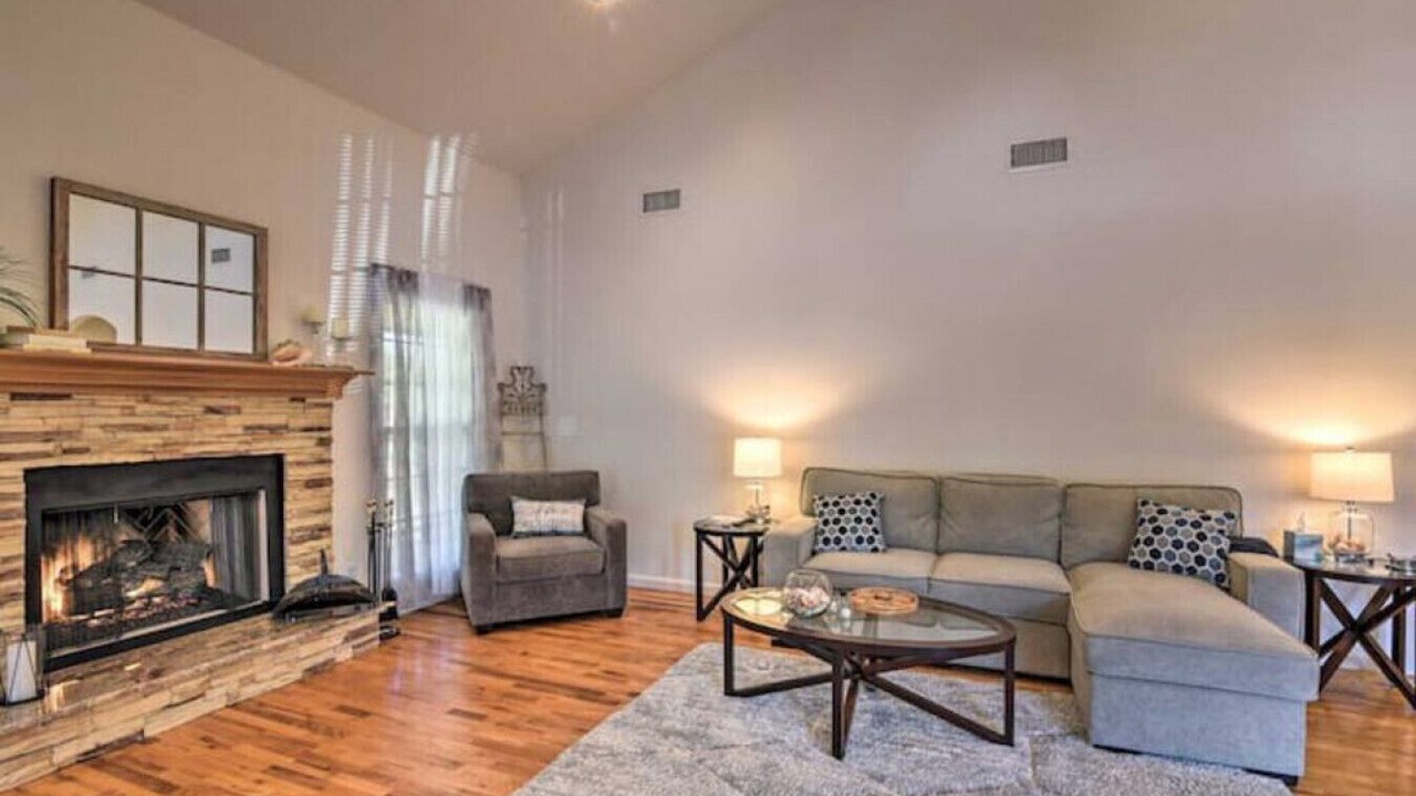 Photo of Livingroom in El Lago