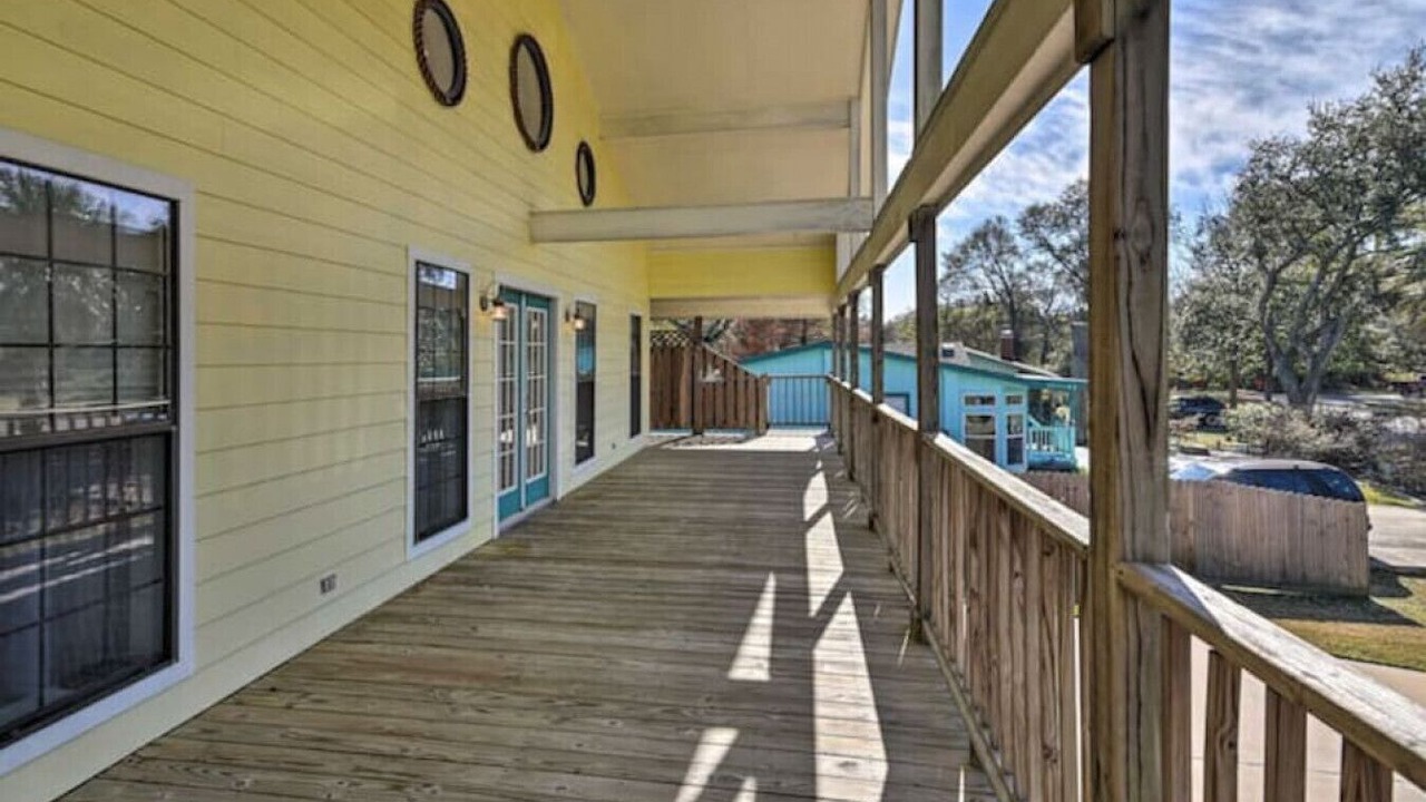 Photo of Patio Balcony in El Lago