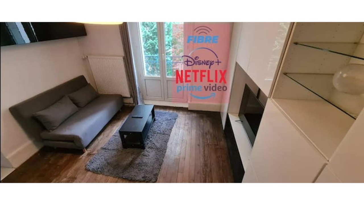 Photo of Livingroom in Poincare - Foch - Anatole France - Croix de Bourgogne