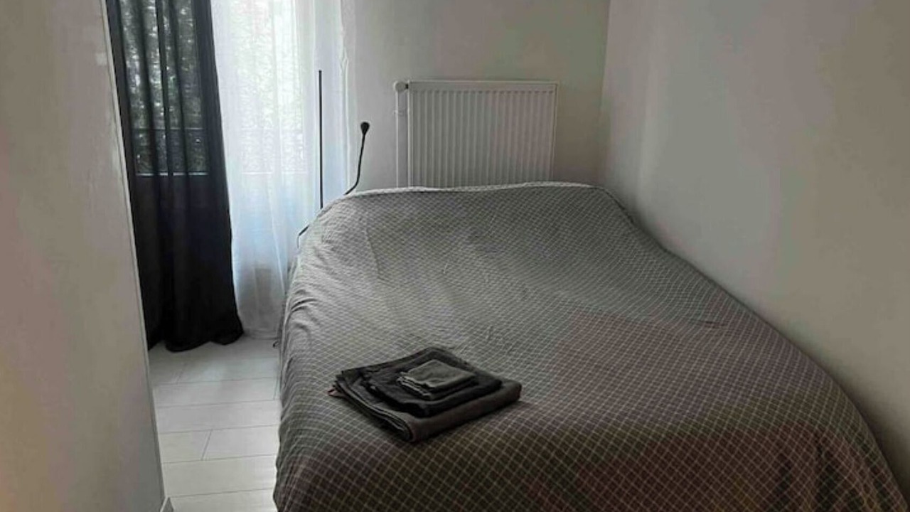 Photo of Bedroom in Poincare - Foch - Anatole France - Croix de Bourgogne