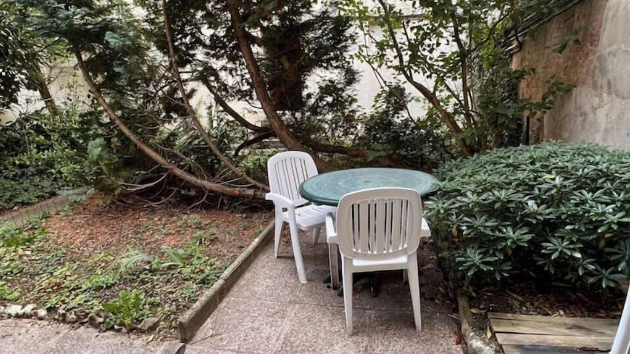 Photo of Outdoor in Poincare - Foch - Anatole France - Croix de Bourgogne