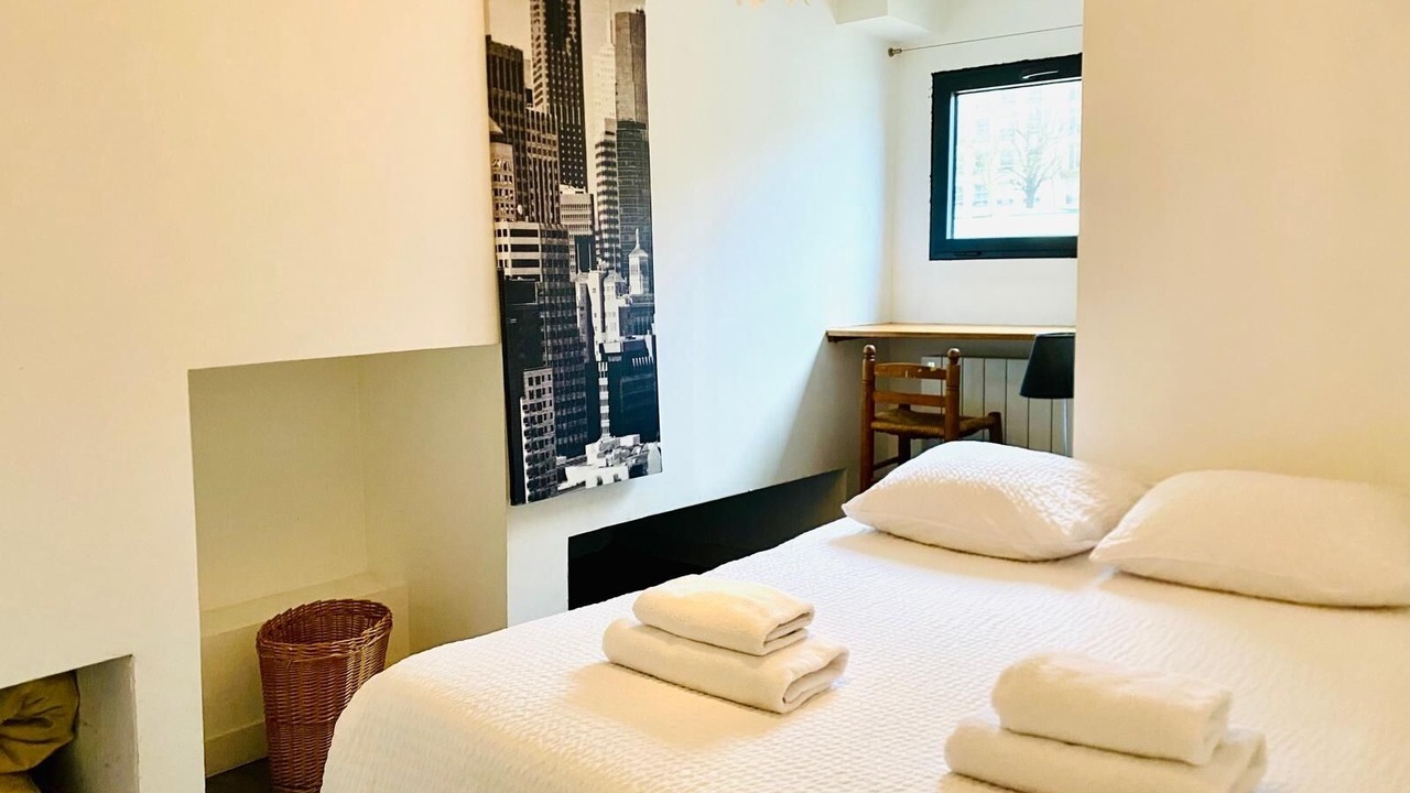 Photo of Bedroom in Puteaux
