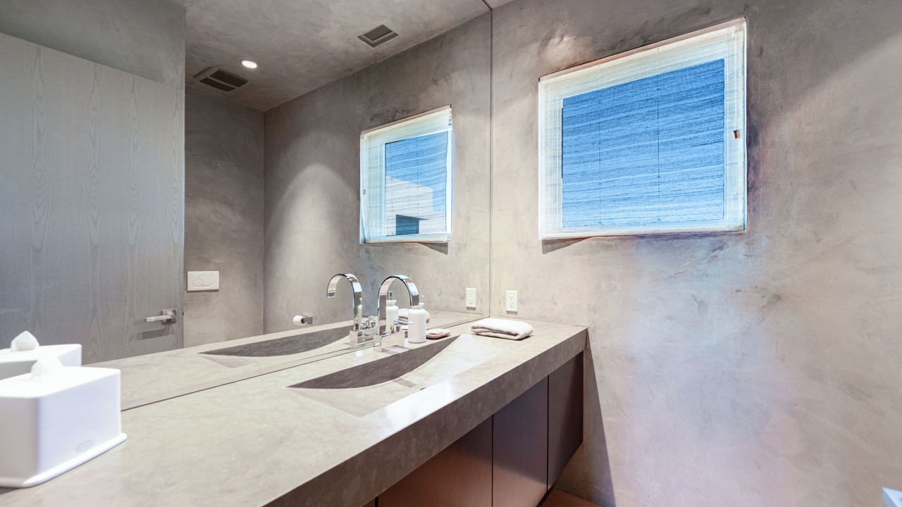 Photo of Bathroom in La Tierra