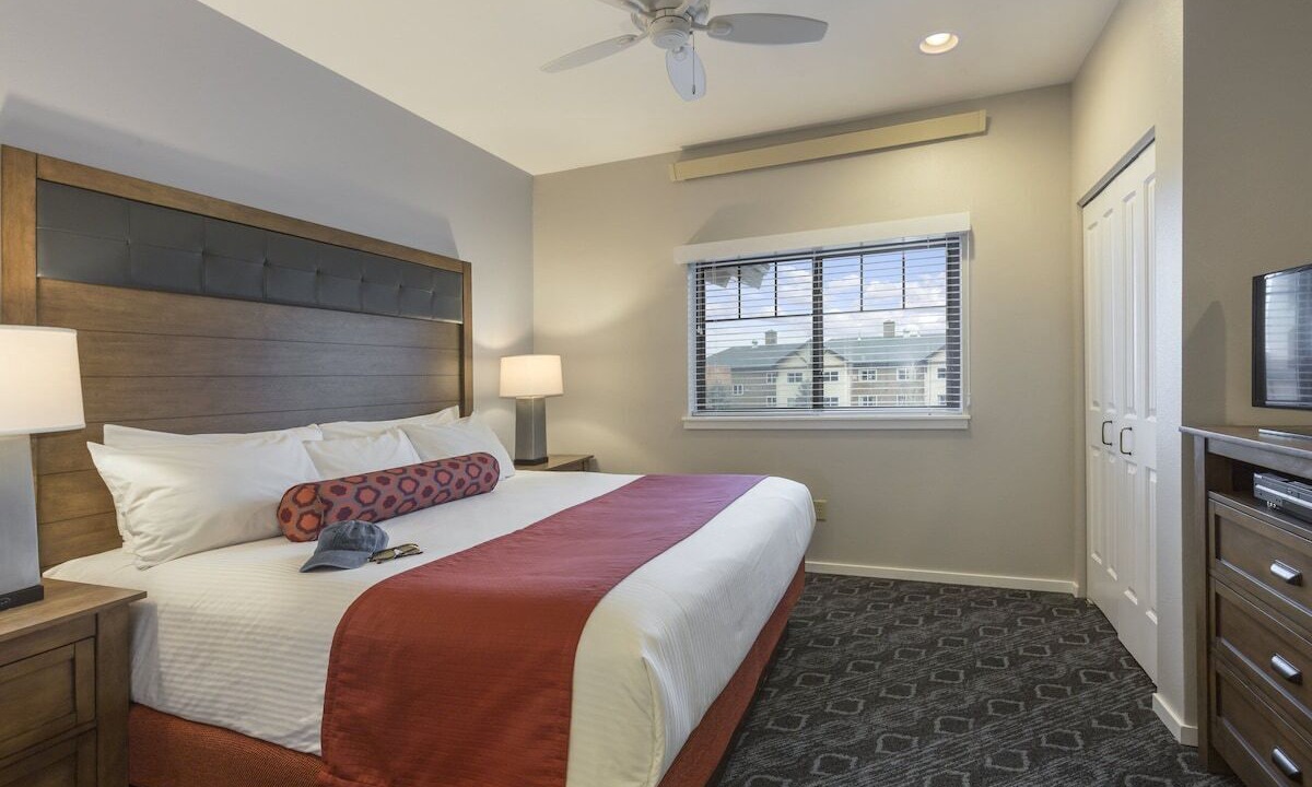 Photo of Bedroom in West Yellowstone