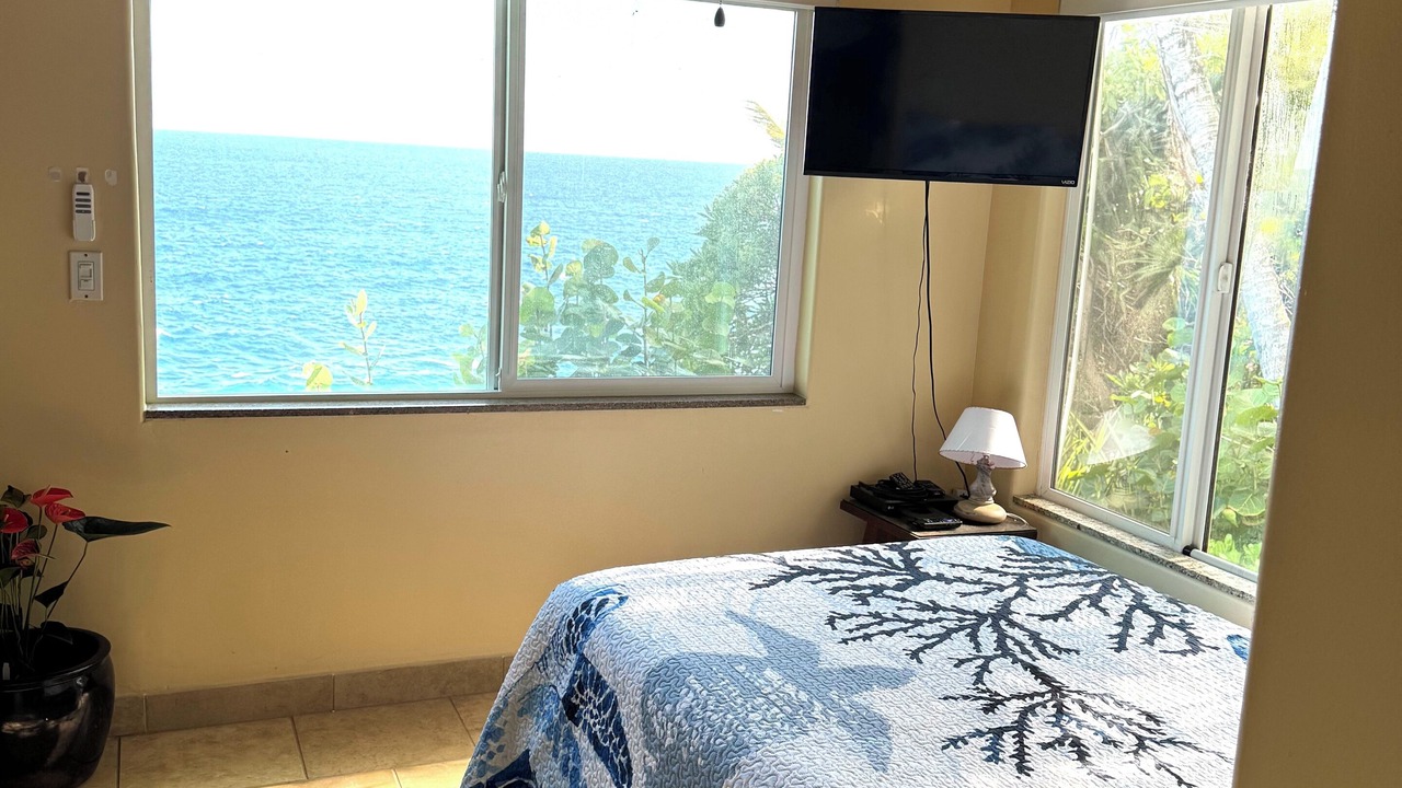 Photo of Bedroom in Kehena Beach Estates