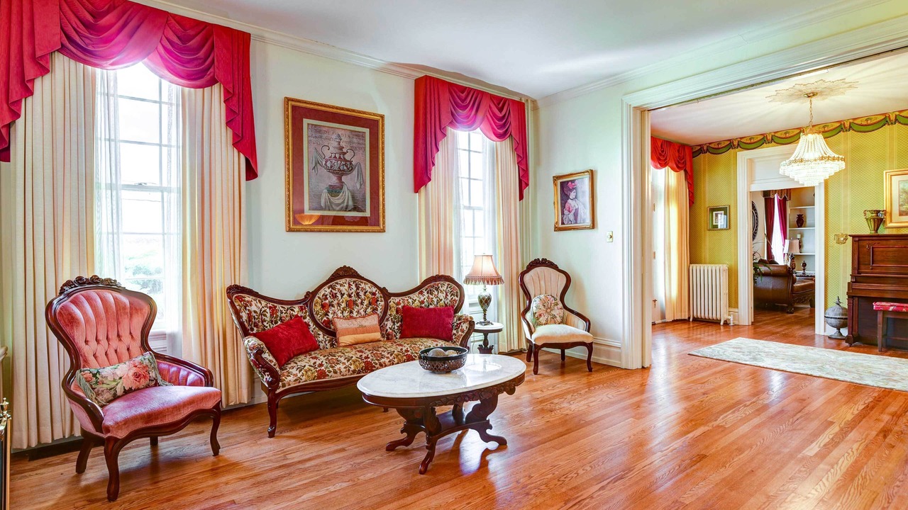 Photo of Others in Oakland