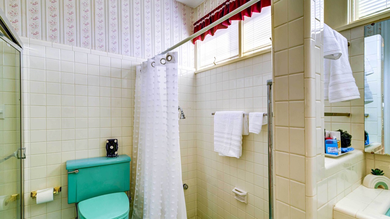 Photo of Bathroom in Oakland