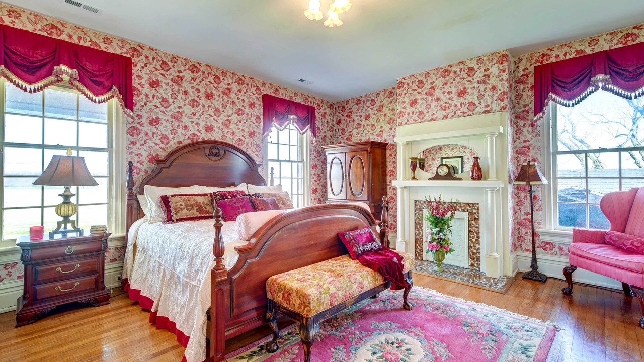 Photo of Others in Oakland