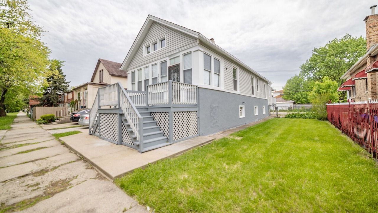 Photo of Outdoor in Auburn Gresham