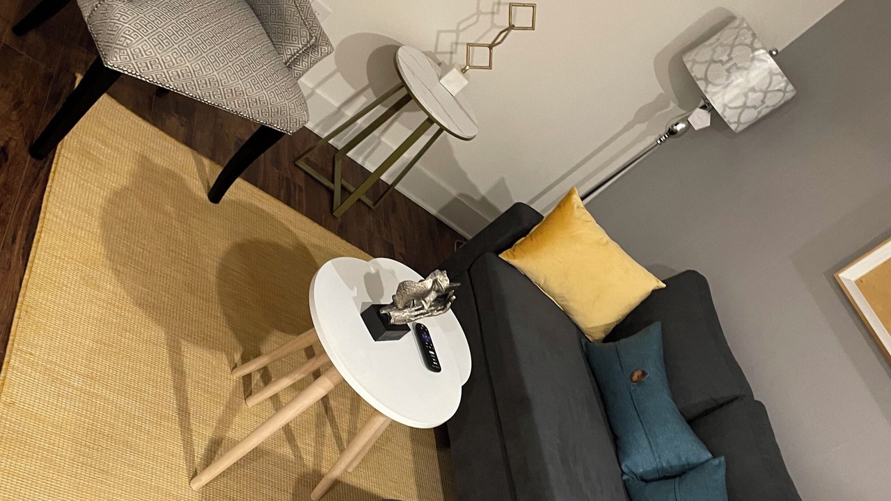 Photo of Livingroom in Peak's Suburban Addition