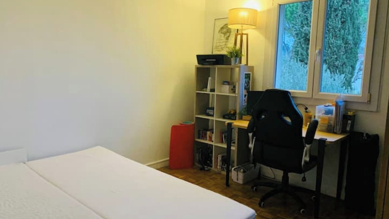 Photo of Bedroom in Bouc-Bel-Air