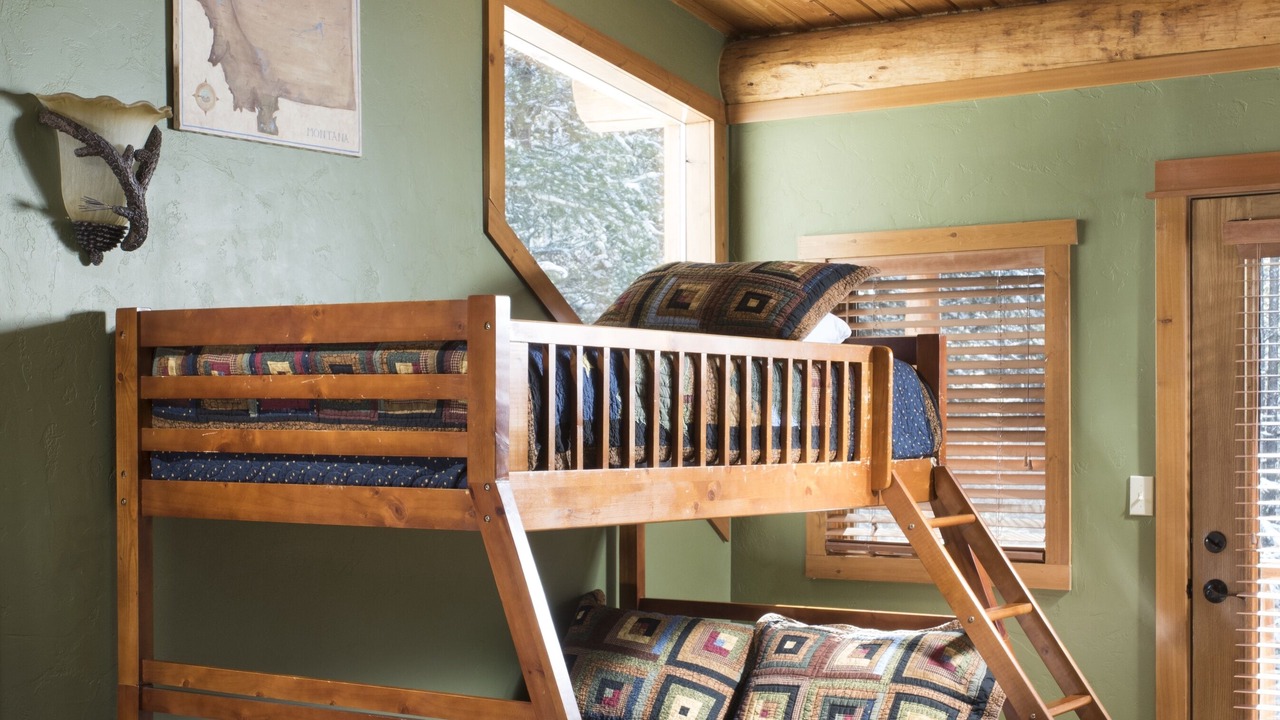 Photo of Bedroom in West Glacier