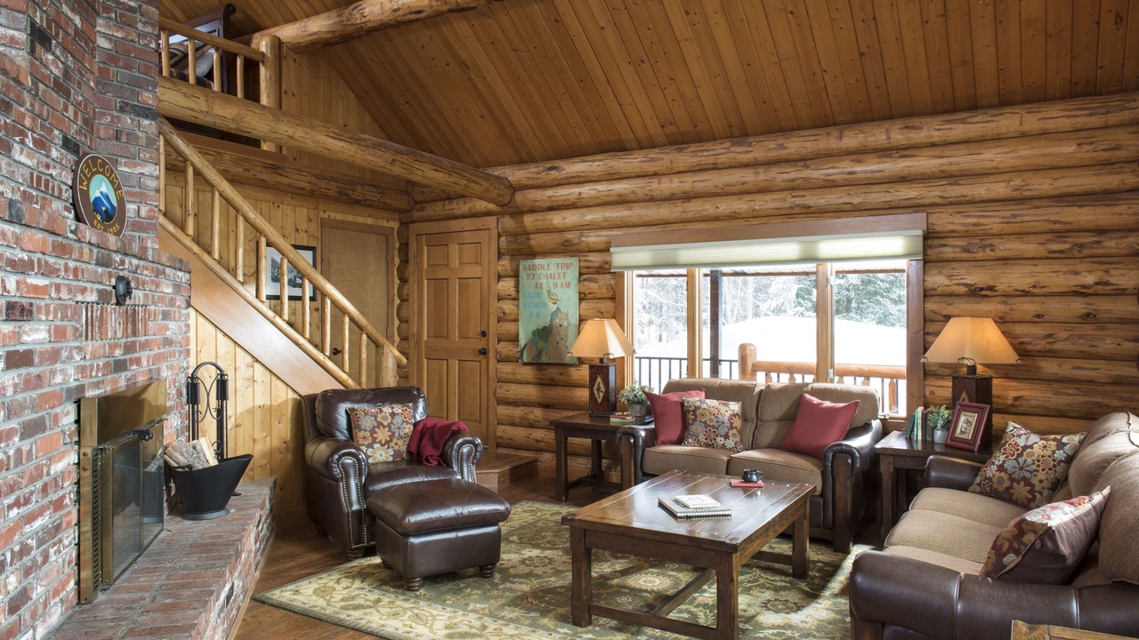Photo of Livingroom in West Glacier