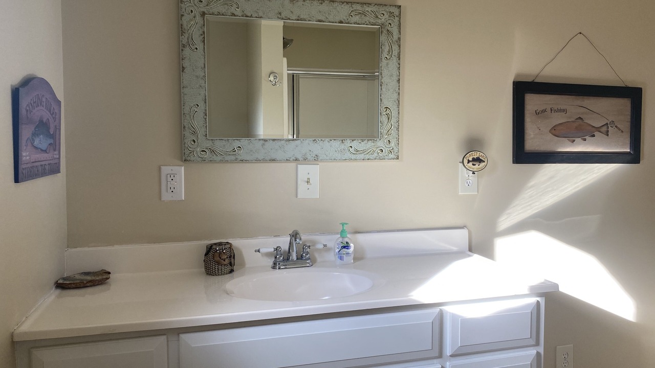 Photo of Bathroom in Protem