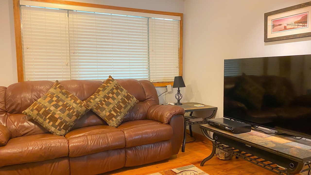 Photo of Livingroom in Protem