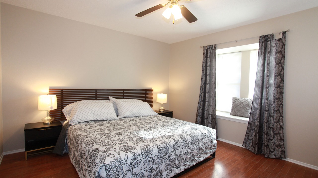Photo of Bedroom in Rockwall