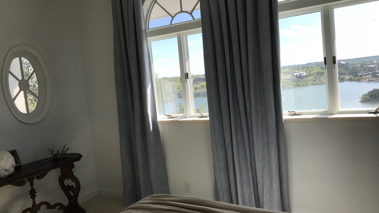 Photo of Bedroom in Graford