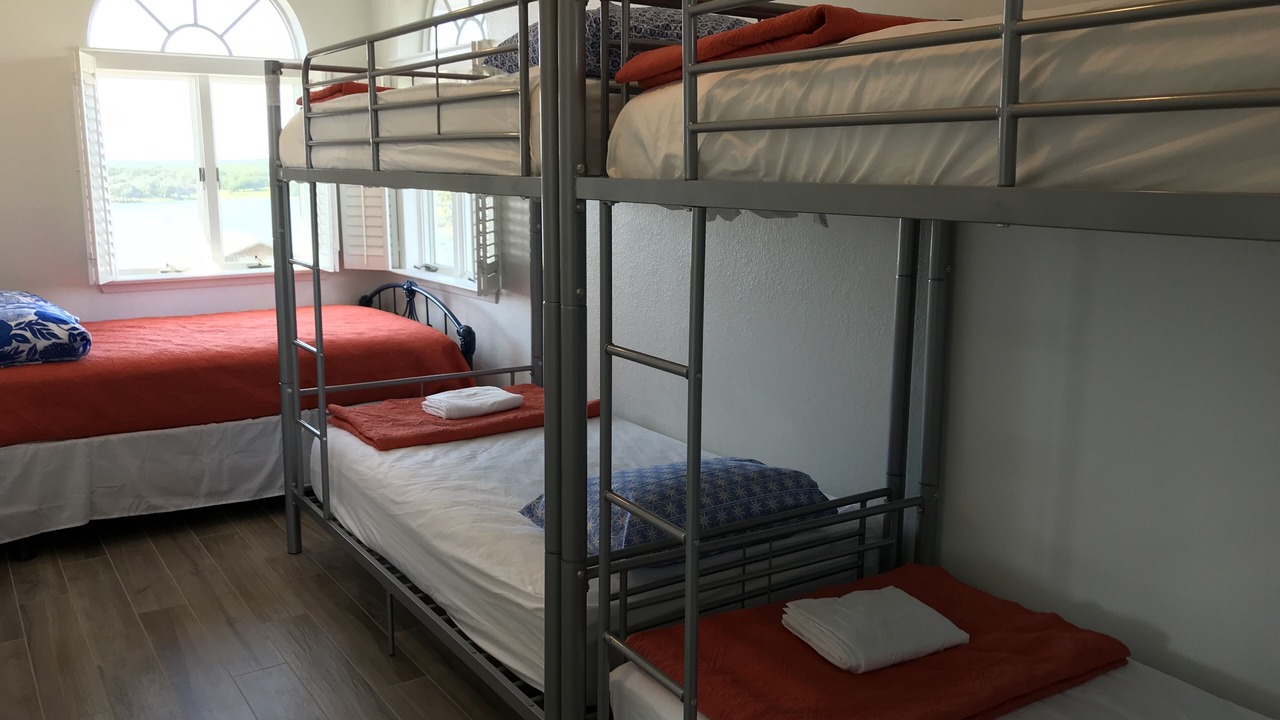 Photo of Bedroom in Graford