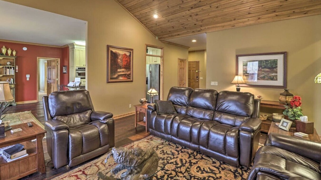 Photo of Livingroom in Heber Springs