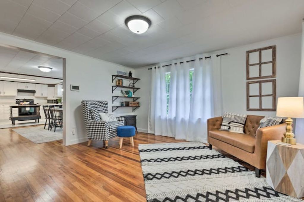 Photo of Livingroom in Mobile
