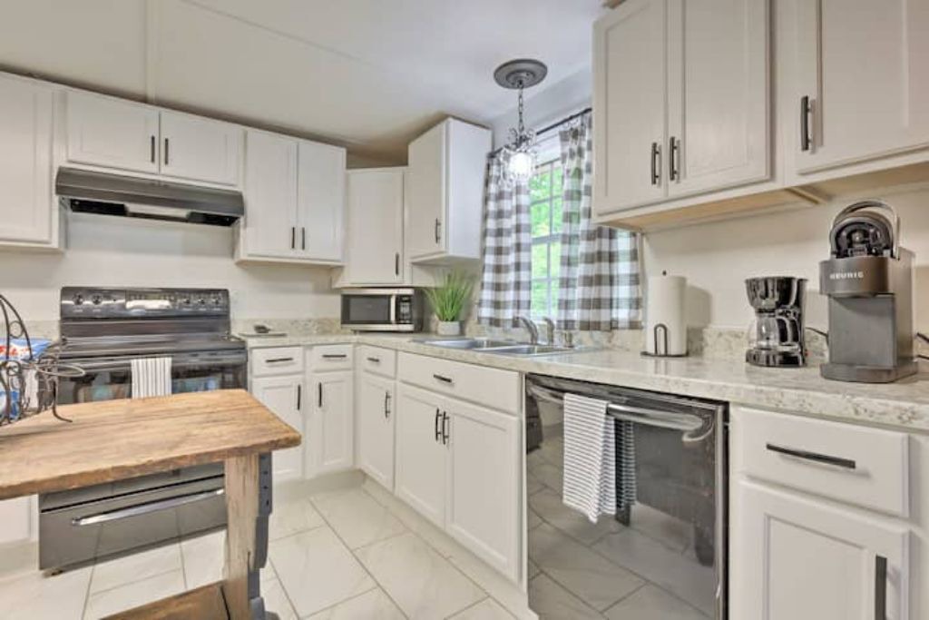 Photo of Kitchen in Mobile
