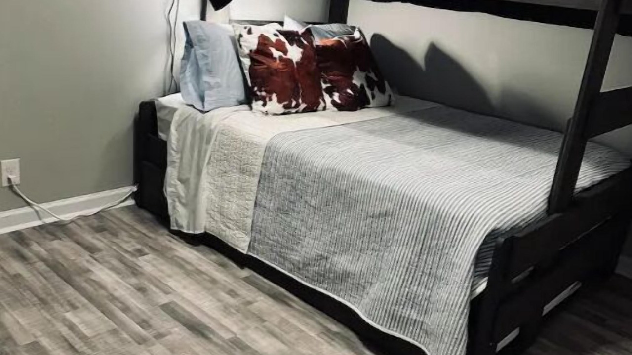 Photo of Bedroom in Live Oak