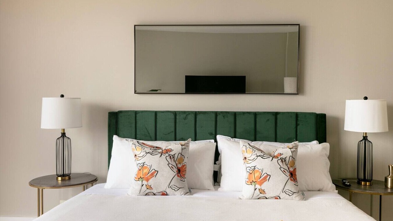 Photo of Bedroom in The Loop