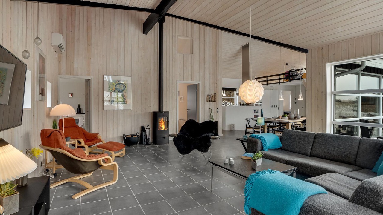 Photo of Bedroom in Fur