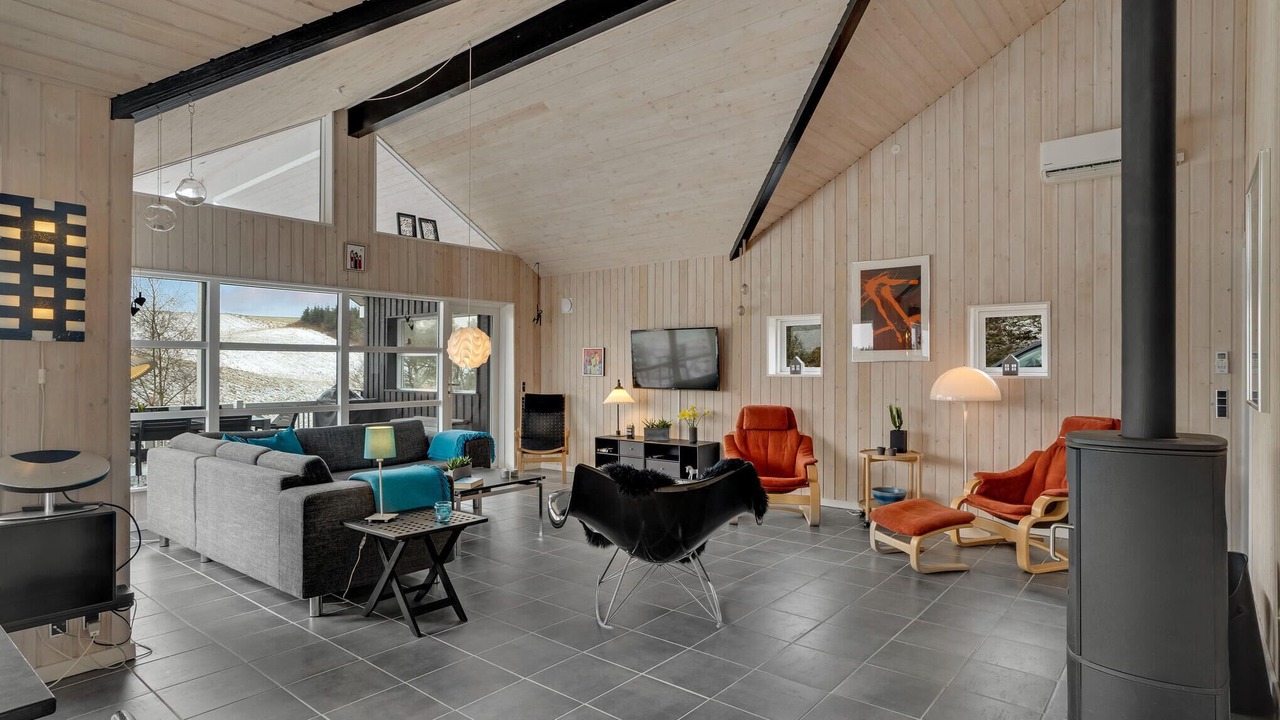 Photo of Bedroom in Fur