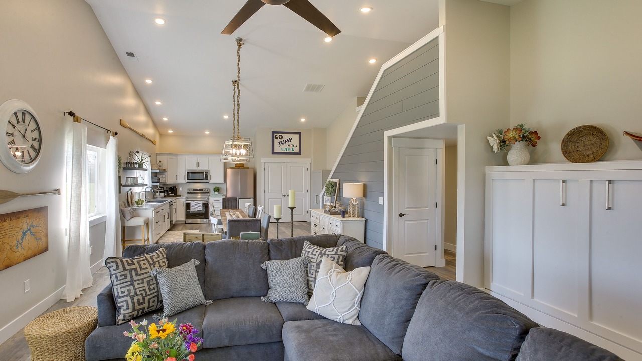 Photo of Bedroom in Byrdstown