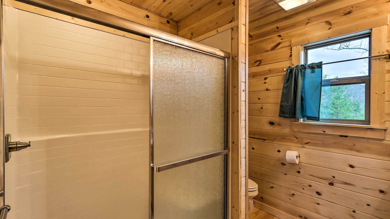 Photo of Bathroom in Murphy