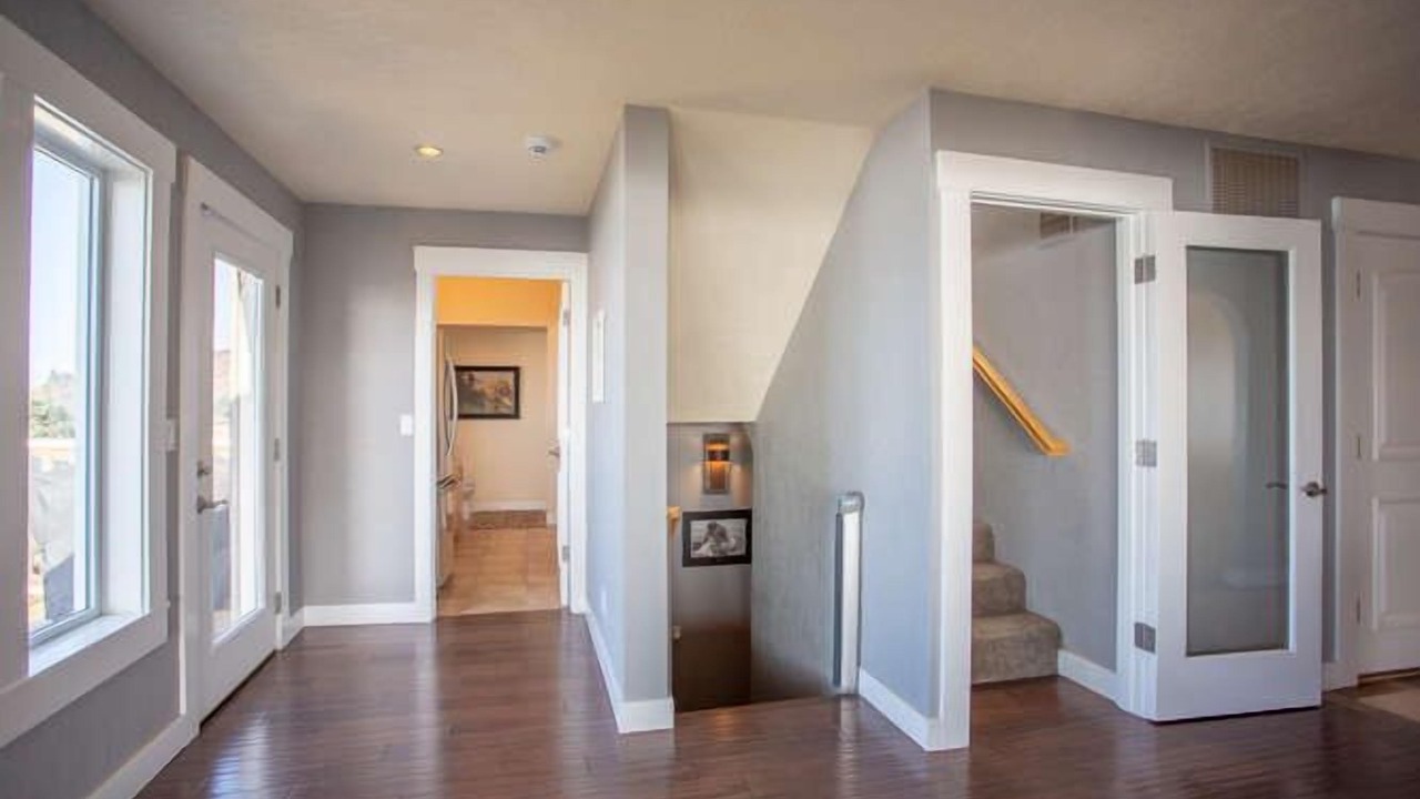 Photo of Others in Roads End