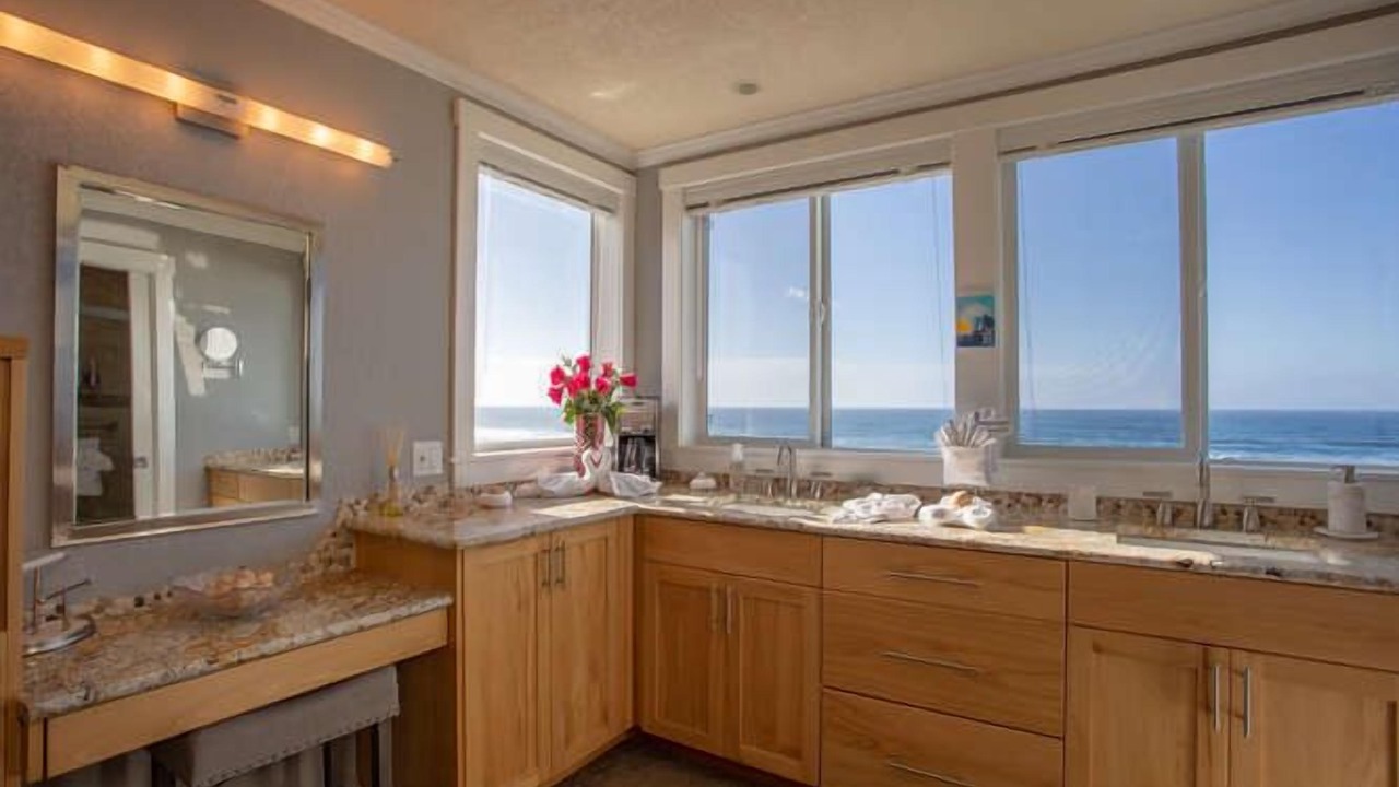 Photo of Others in Roads End