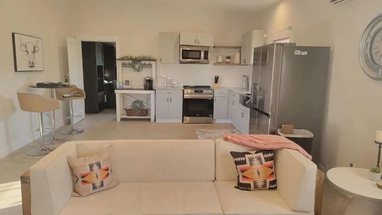 Photo of Livingroom in Baker County