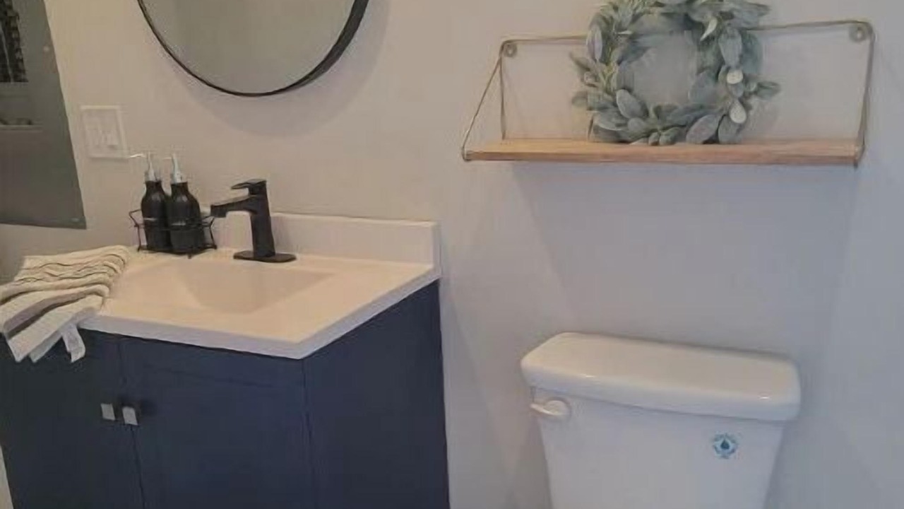 Photo of Bathroom in Baker County