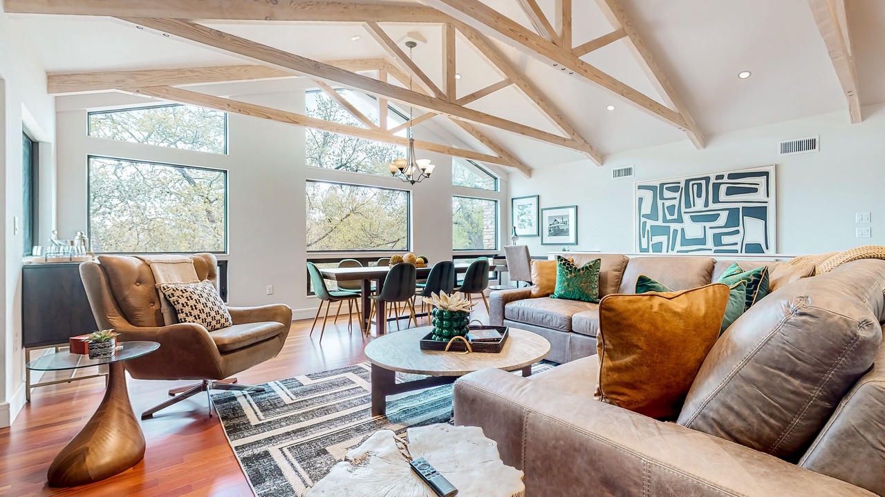 Photo of Livingroom in Westwood