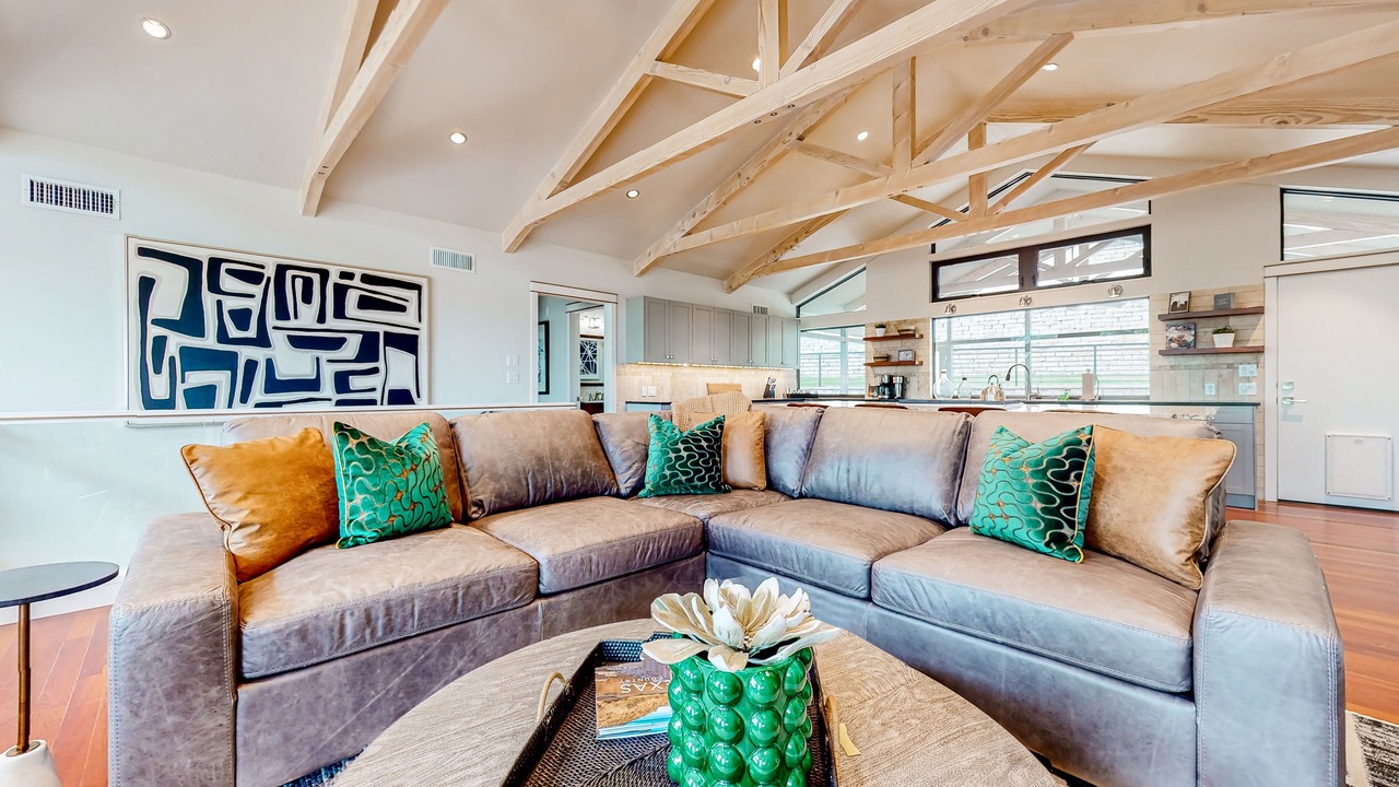 Photo of Livingroom in Westwood