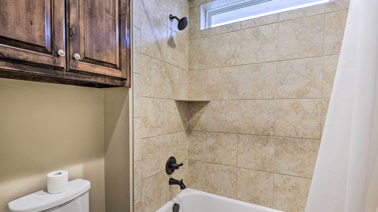 Photo of Bathroom in Era