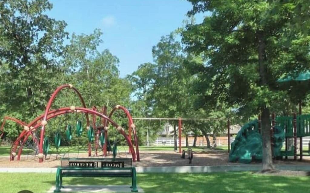 Photo of Others in Conroe
