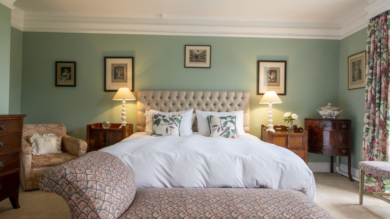 Photo of Others in Low Catton